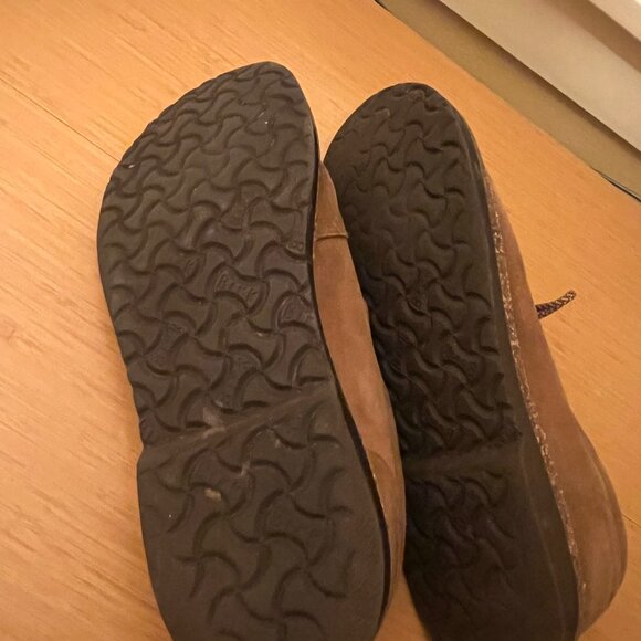 Birkenstock Suede Mock Toe Shoes - Picture 6 of 6